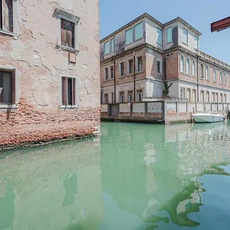 Balastro Design - Center * Venedig
